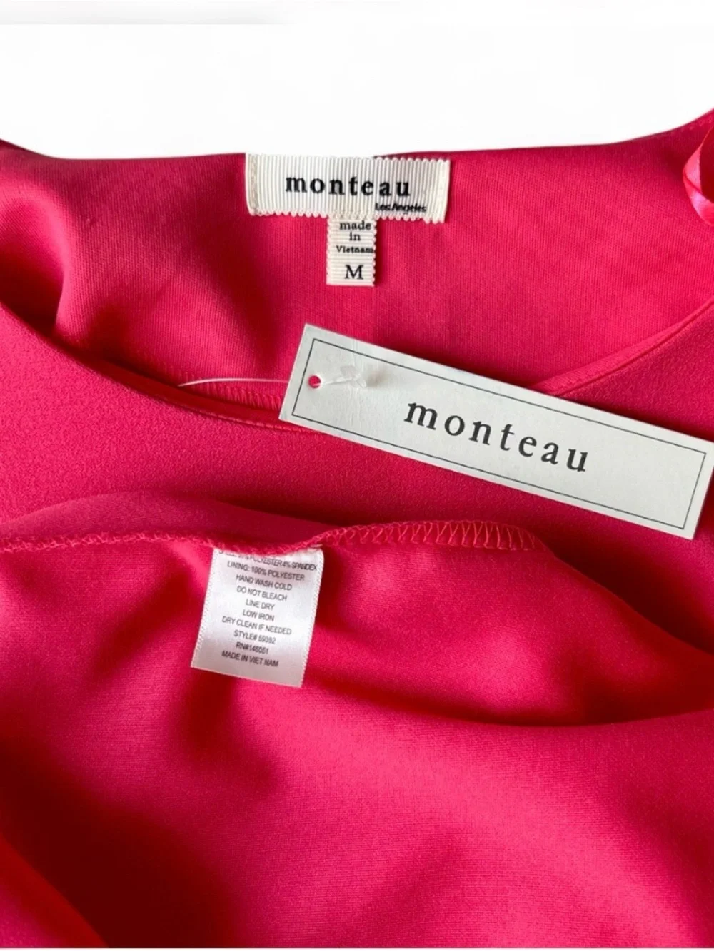 MONTEAU Scoop Neck Dress M, in Salmón Color, Pull-Up Short Sleeves W/Waves Trim
